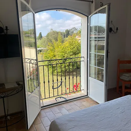 D'hôtes La Bastide Des Eucalyptus 3* Antibes